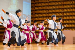 스무 살 국조전, 우리가 함..